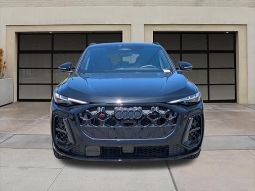 2025 Audi SQ5 3.0T Premium Plus
