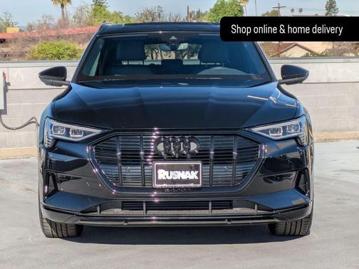 2023 Audi e-tron Premium quattro