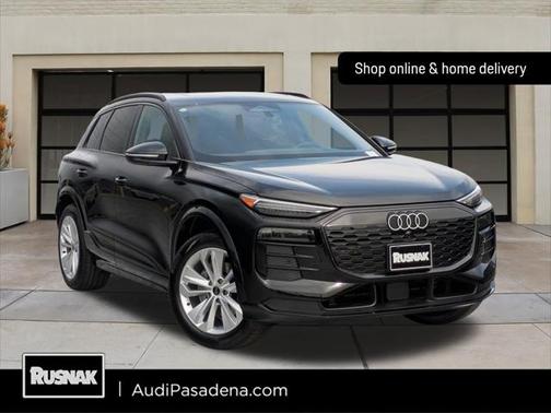 2025 Audi Q6 e-tron Premium Plus