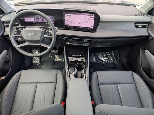 Daytona Gray Pearl Effect 2026 Audi Q3 TFSI quattro S tronic