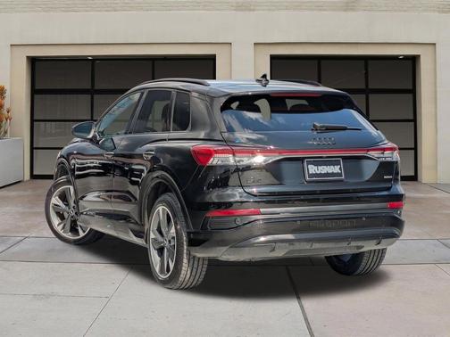 Mythos Black Metallic 2023 Audi Q4 e-tron Premium Plus 50 quattro