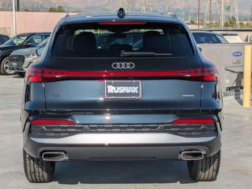 2025 Audi Q5 Premium TFSI quattro S tronic