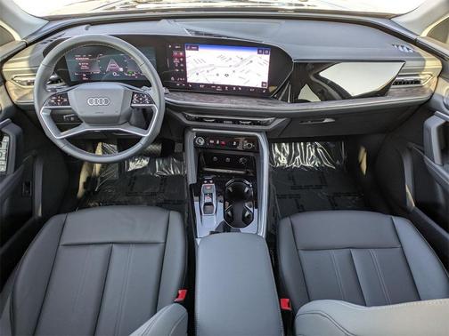 2025 Audi Q5 Premium TFSI quattro S tronic