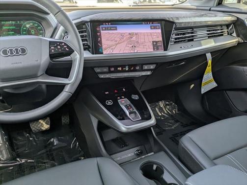2025 Audi Q4 e-tron Premium 55 quattro