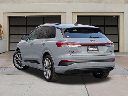 2026 Audi Q4 e-tron Premium 55 quattro