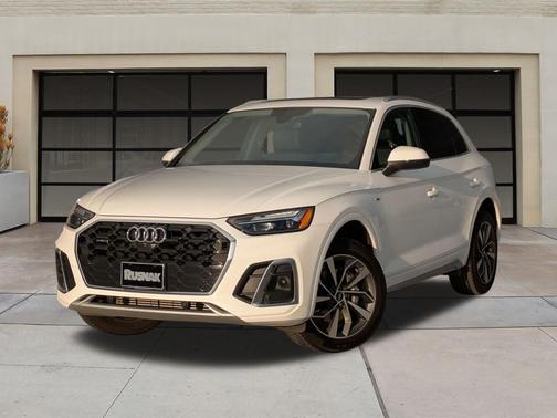 2023 Audi Q5 45 S line Premium Plus