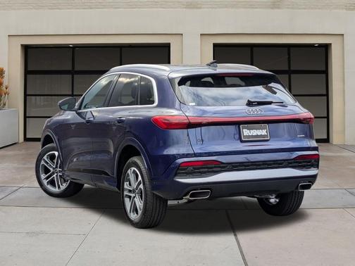 2025 Audi Q5 Premium TFSI quattro S tronic