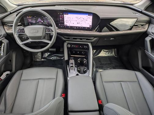 2025 Audi Q5 Premium TFSI quattro S tronic