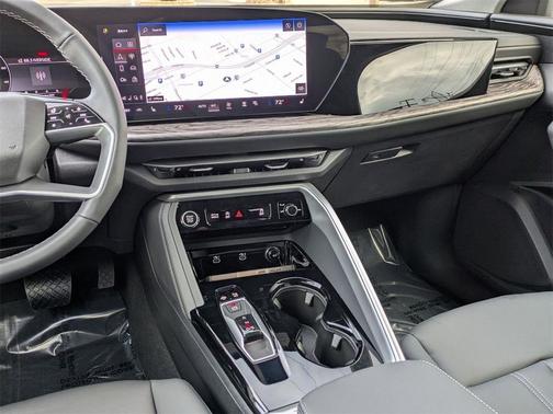 2025 Audi Q5 Premium TFSI quattro S tronic