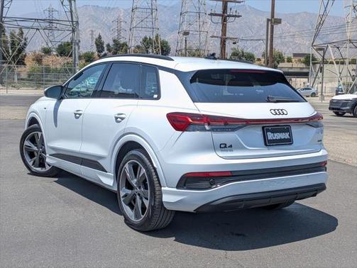 2025 Audi Q4 e-tron Premium Plus 55 quattro
