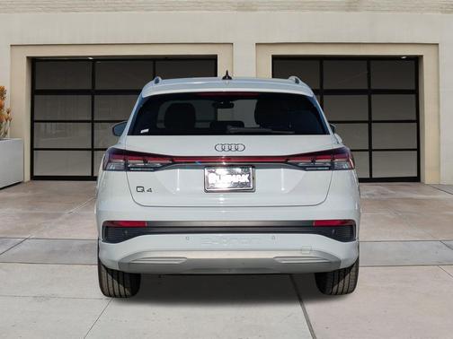 2023 Audi Q4 e-tron Premium Plus 40 RWD