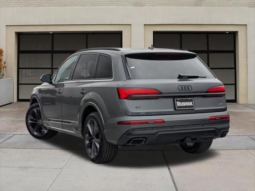 2025 Audi Q7 55 Premium Plus