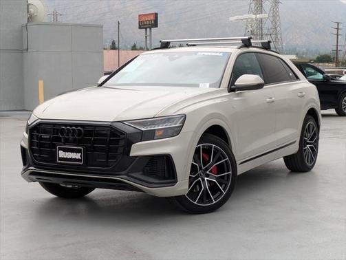 2023 Audi Q8 55 Premium Plus