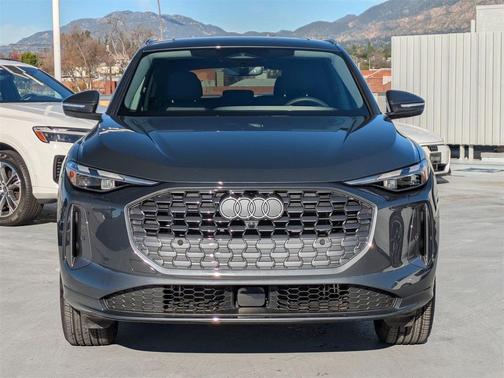 2025 Audi Q5 Premium TFSI quattro S tronic