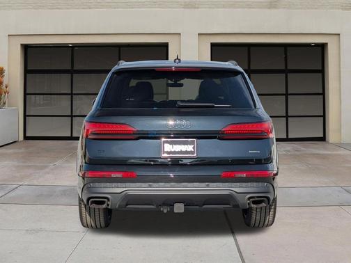 2026 Audi Q7 45 Premium Plus