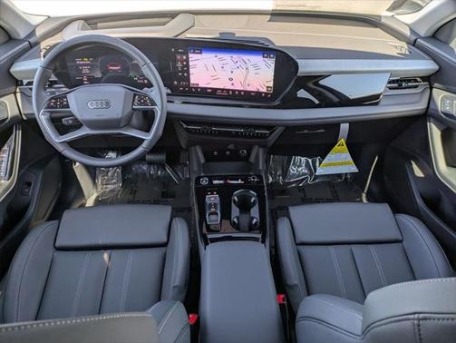 2025 Audi Q6 e-tron Premium Plus quattro