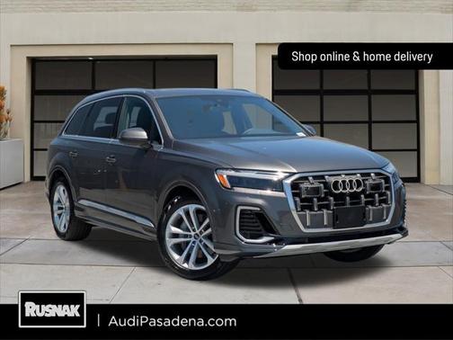 2025 Audi Q7 55 Premium Plus