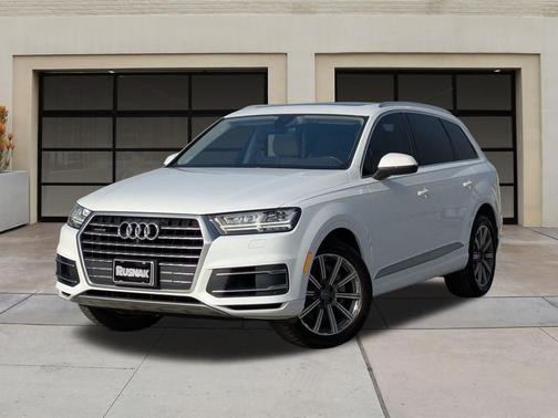 2019 Audi Q7 55 Premium Plus
