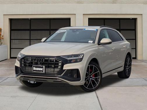 2023 Audi Q8 55 Premium Plus