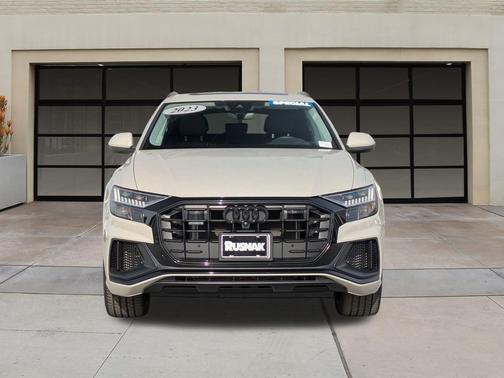 2023 Audi Q8 55 Premium Plus