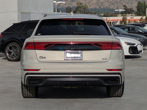 2023 Audi Q8 55 Premium Plus