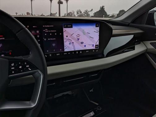 2025 Audi Q6 e-tron Premium Plus quattro