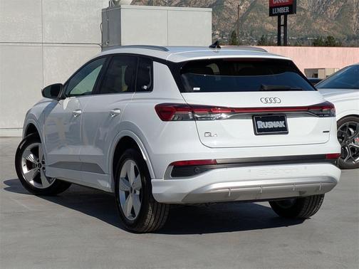 2024 Audi Q4 e-tron Premium 50 quattro