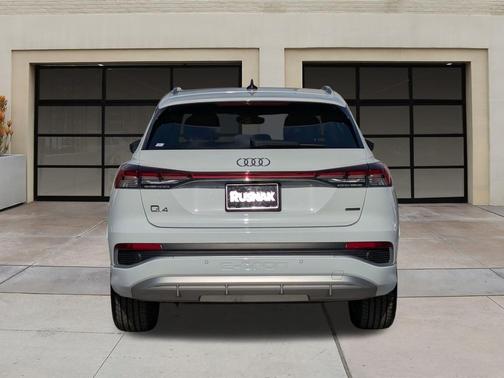 2024 Audi Q4 e-tron Premium 50 quattro