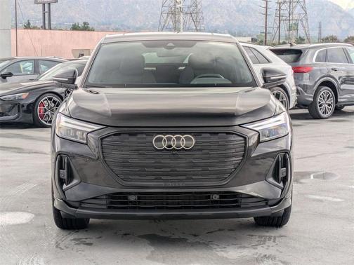 2025 Audi Q4 e-tron Sportback Premium Plus 55 quattro