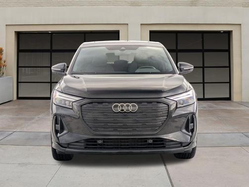 2025 Audi Q4 e-tron Sportback Premium Plus 55 quattro