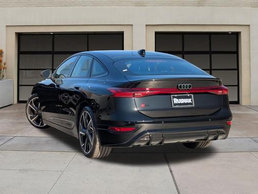 2025 Audi S6 e-tron Prestige