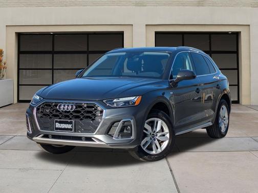 2023 Audi Q5 45 S line Premium