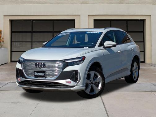 2024 Audi Q4 e-tron Premium 50 quattro