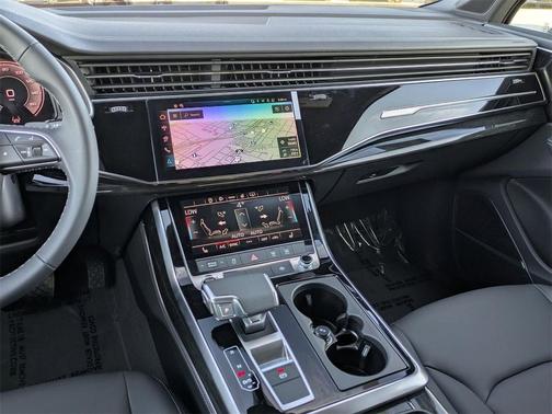 2026 Audi Q7 45 Premium Plus