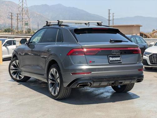 2024 Audi Q8 55 Prestige