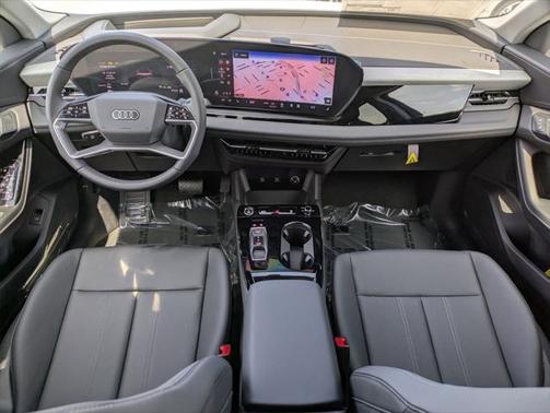 2025 Audi Q6 e-tron Premium Plus quattro