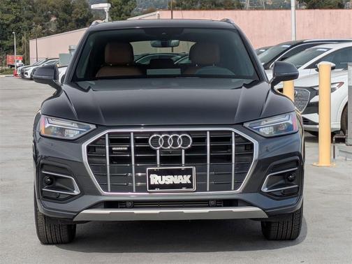 2023 Audi Q5 40 Premium Plus