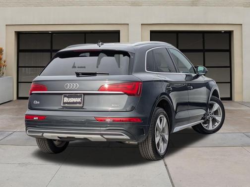 2023 Audi Q5 40 Premium Plus
