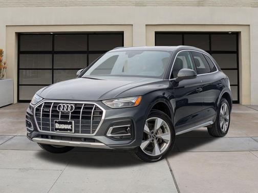 2023 Audi Q5 40 Premium Plus