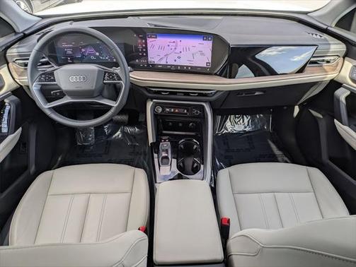 2025 Audi Q5 Premium