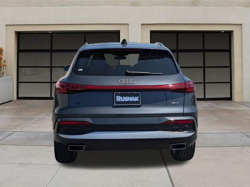 2025 Audi Q5 Premium