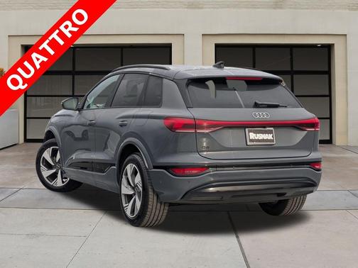 2025 Audi Q6 e-tron Premium Plus quattro