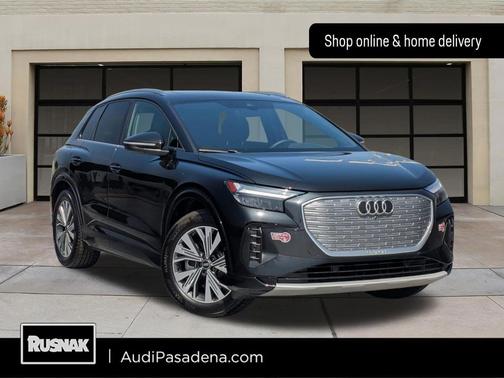 Mythos Black Metallic 2023 Audi Q4 e-tron Premium Plus 40 RWD