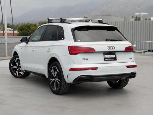 2025 Audi Q5 45 S line Premium Plus
