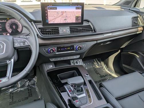 2025 Audi Q5 55 S line Premium Plus