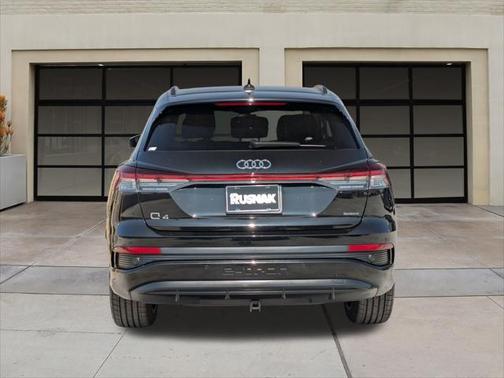 2024 Audi Q4 e-tron Premium Plus 50 quattro