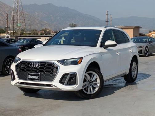 2022 Audi Q5 45 S line Premium
