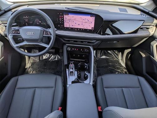 2025 Audi Q5 Premium TFSI quattro S tronic