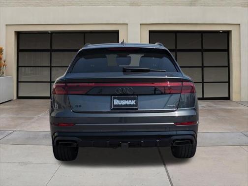 2025 Audi Q8 55 Premium Plus