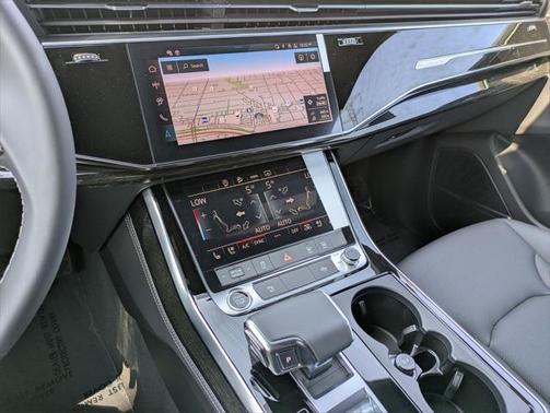 2025 Audi Q8 55 Premium Plus